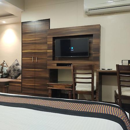 Hotel Rang Mahal Near Jaipur International Airport Eksteriør bilde